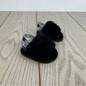 UGG Infant Fluff Yeah Furry Fuzzy Sandals 02/03 S 6-12 months Black $55